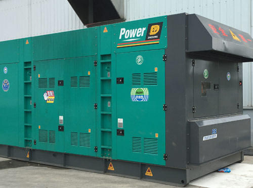 石景山升级发电机组的过程中需要注意哪些安全事项？